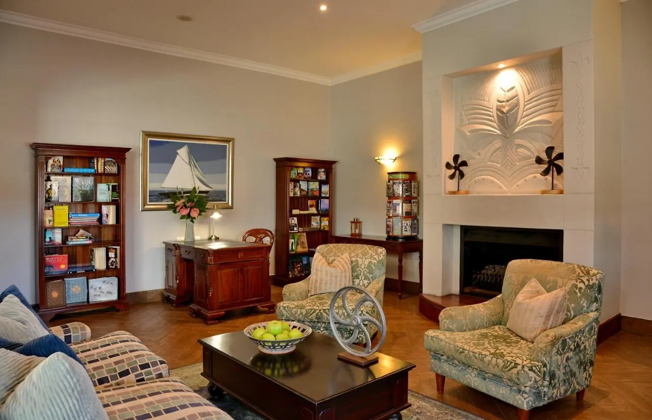Courtyard Hotel Gqeberha Port Elizabeth