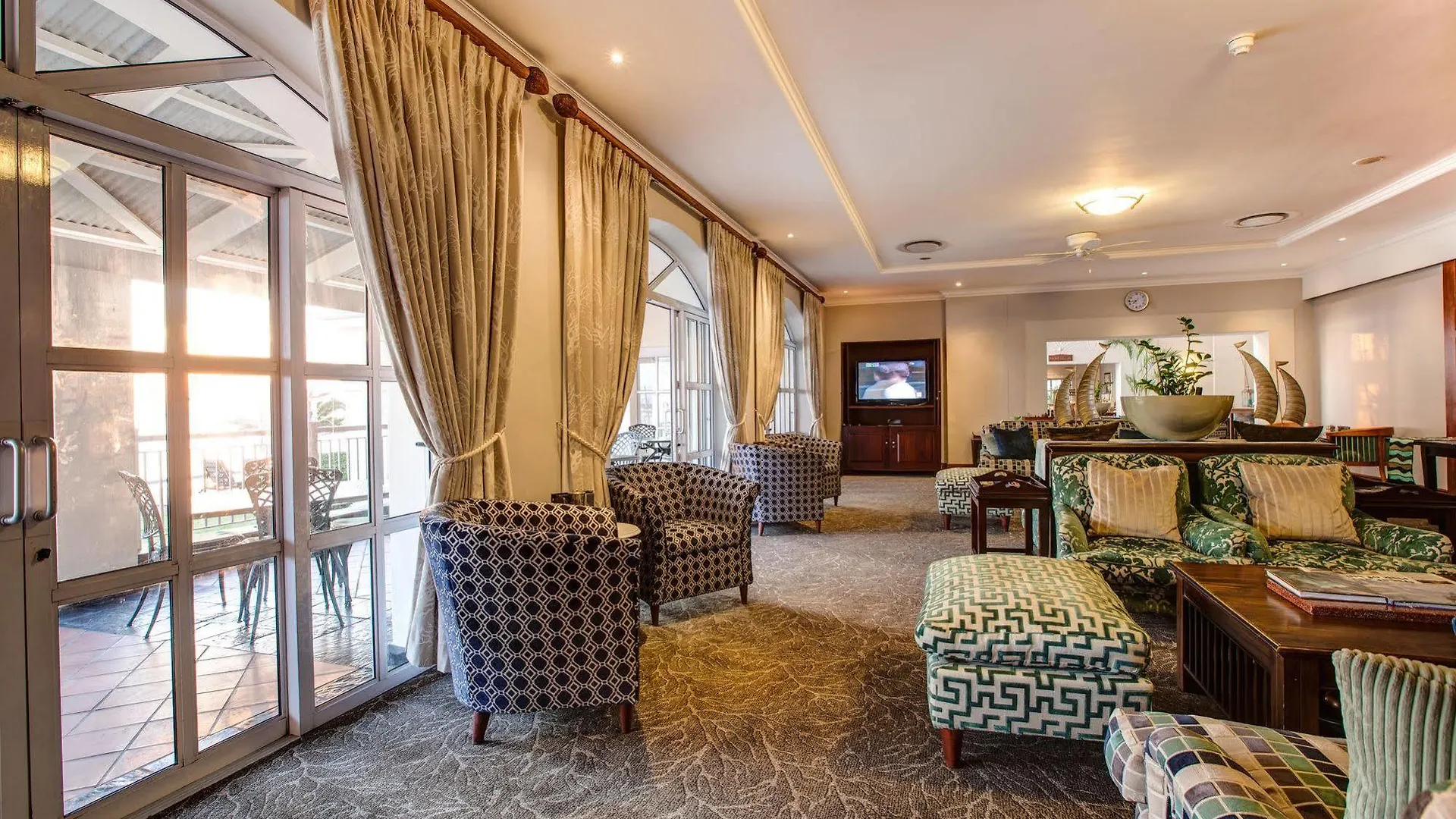 Courtyard Hotel Gqeberha Port Elizabeth