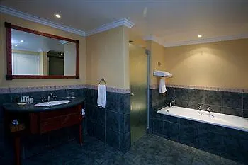 Courtyard Hotel Gqeberha Port Elizabeth