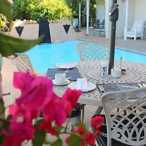 Paradiso & Self-catering Gasthuis